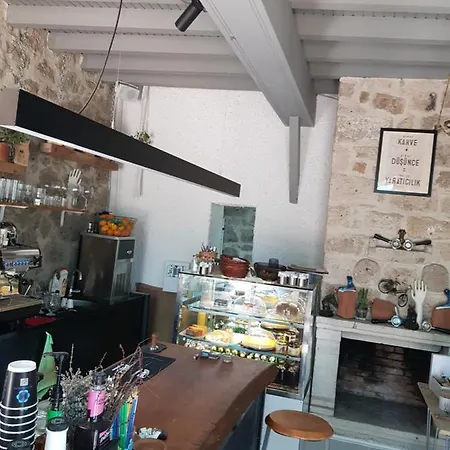 Ξενοδοχείο +4 Stone House *